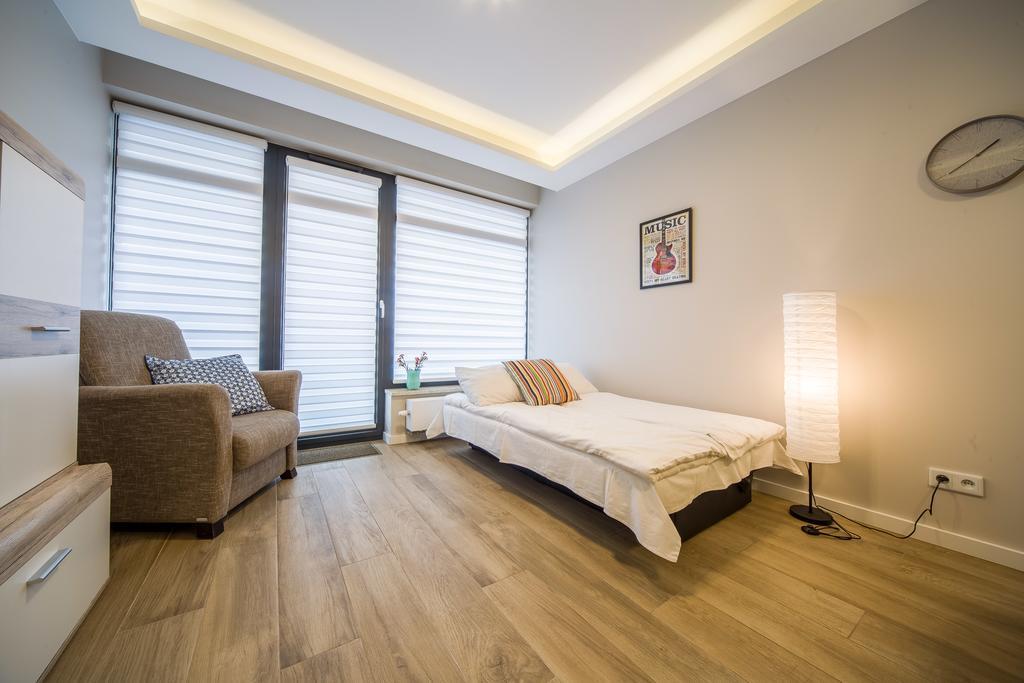 Kazimierz Friendhouse Apartments Krasków Εξωτερικό φωτογραφία